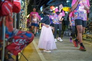 BIB: 1850
                            <button type="button" onclick="openModal(24677865)" class="btn btn-primary btn-sm float-right btn-popup" data-toggle="modal" data-target=".modal-high-quality">
                        <i class="fas fa-shopping-cart"></i> Add to Cart
                    </button>
                                            <button type="button" onclick="isThisMe(24677865, true)" class="btn btn-success btn-sm float-right btn-popup btn-isme hidden" data-toggle="tooltip" data-placement="bottom" title="นี่คือรูปของคุณใช่ไหม คลิกที่นี่เพื่อเอาเข้าอัลบั้ม">
                        <i class="fas fa-plus"></i> Add to album
                    </button>
                    <button type="button" onclick="isThisMe(24677865, false)" class="btn btn-warning btn-sm float-right btn-popup btn-isnotme hidden">
                        <i class="fas fa-ban"></i> Remove from album
                    </button>